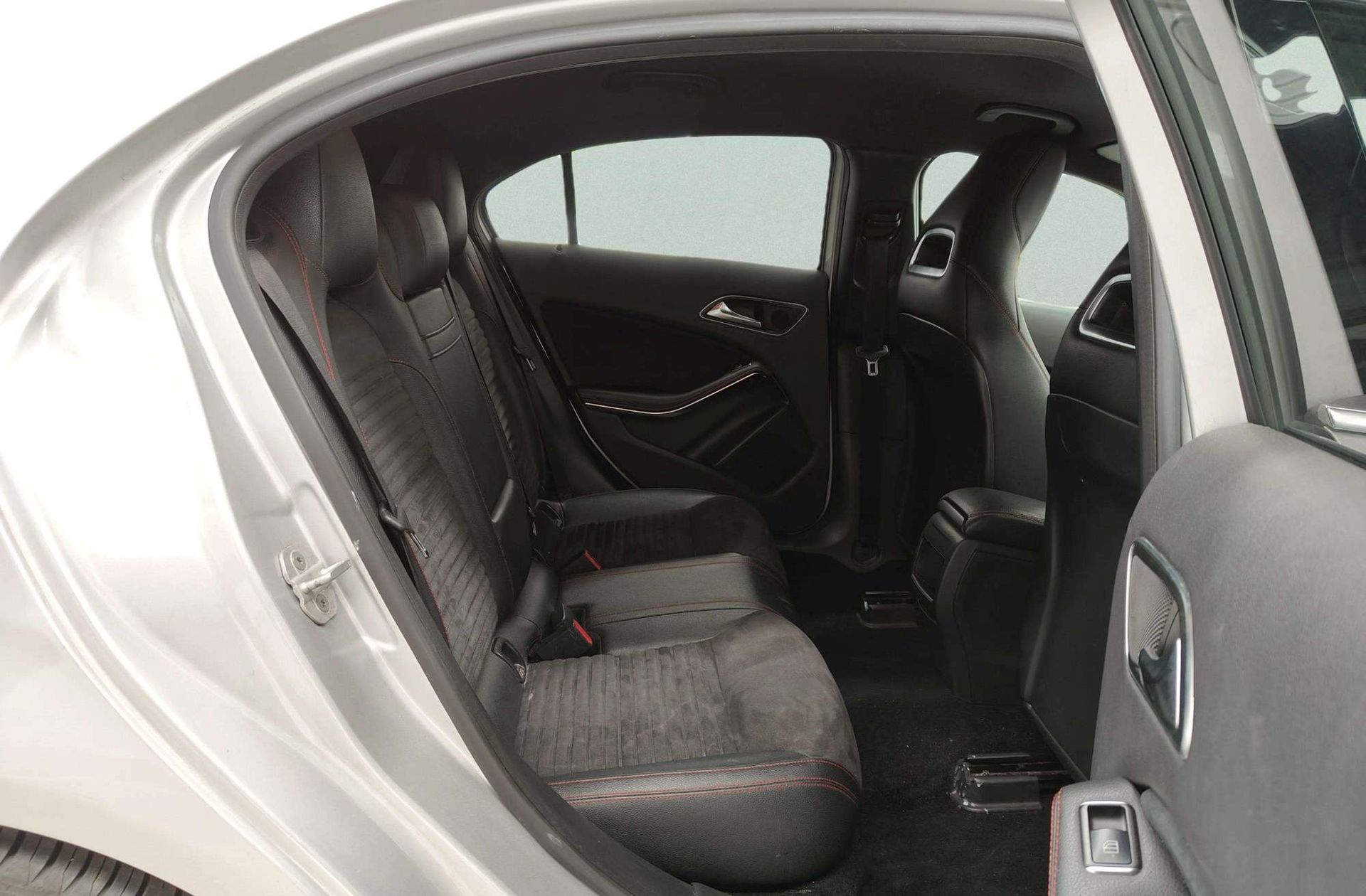 Mercedes-Benz Clase A 200 CDI AMG Line - foto 16