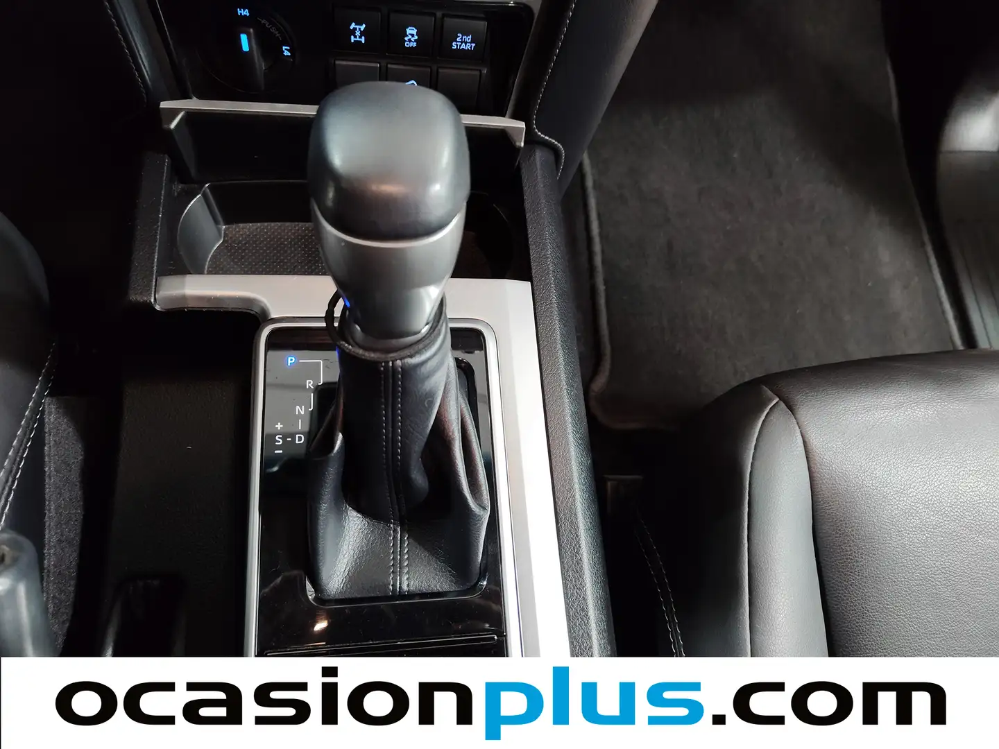 Foto Toyota Land Cruiser Toyota Land Cruiser 2.8 D-4D VXL Auto (204 CV)