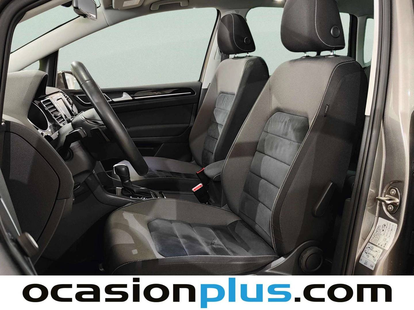 Foto asientos delanteros Volkswagen Golf Sportsvan Volkswagen Golf Sportsvan Sport 2.0 TDI BMT (150 CV) DSG