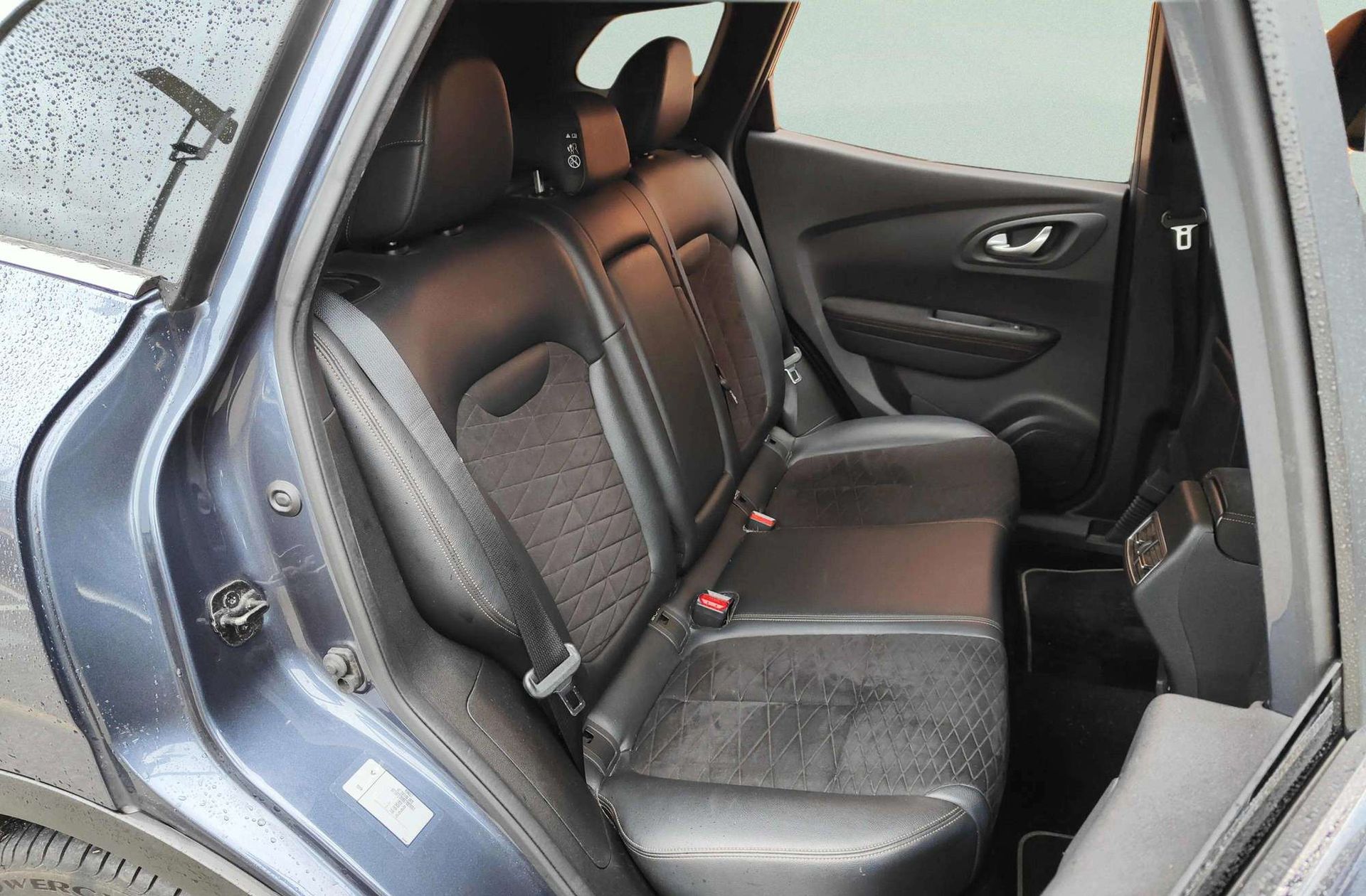 Renault Kadjar Black Edition TCe EDC GPF - foto 23