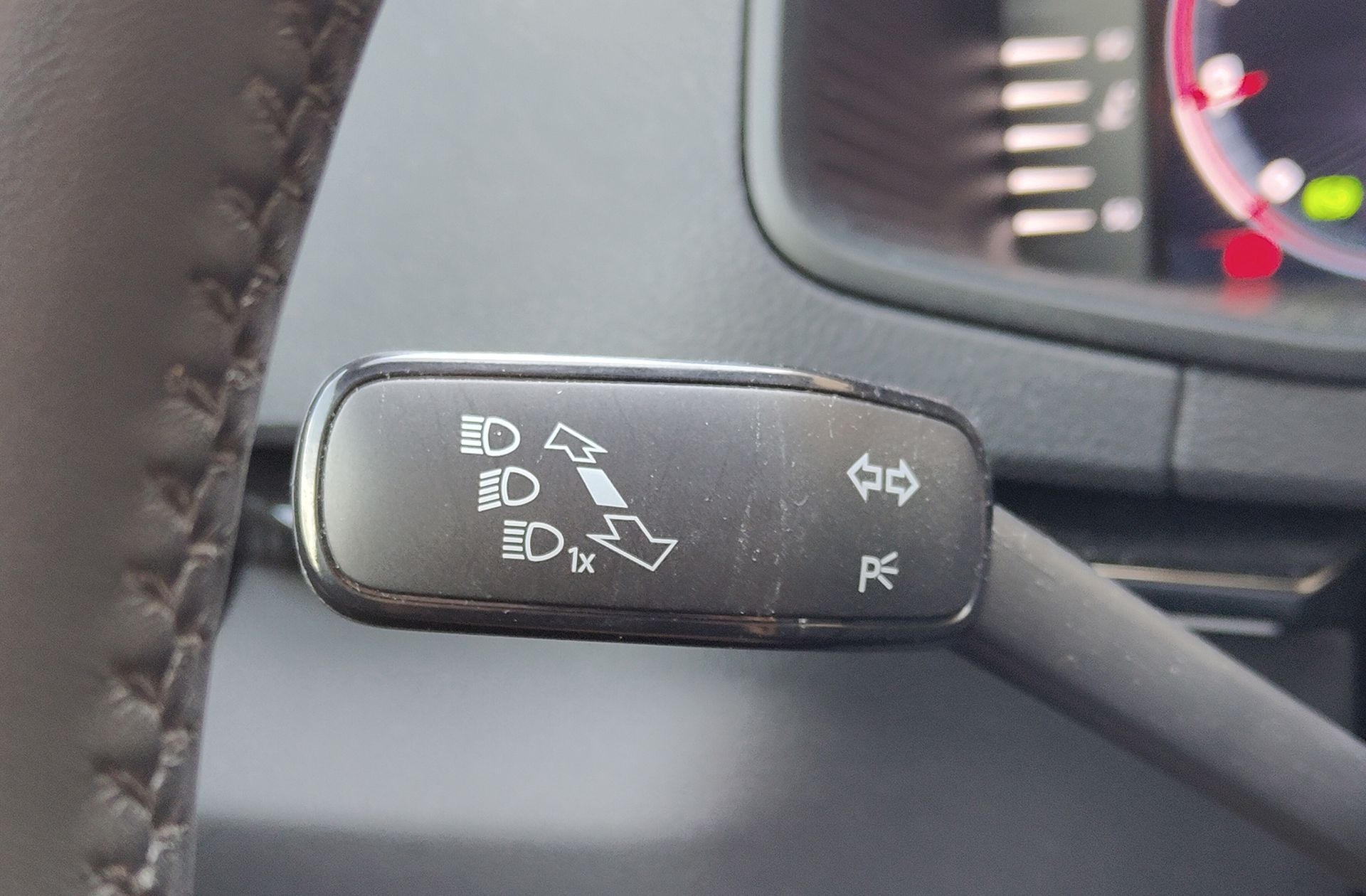 Škoda Karoq 1.5 TSI ACT Sportline DSG - foto 25