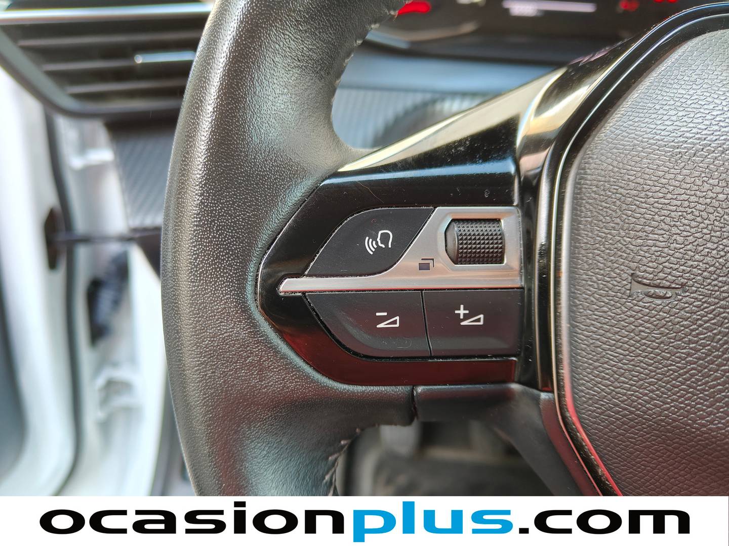 Peugeot 208 Peugeot 208 PureTech 100 Allure (100 CV) de ocasión