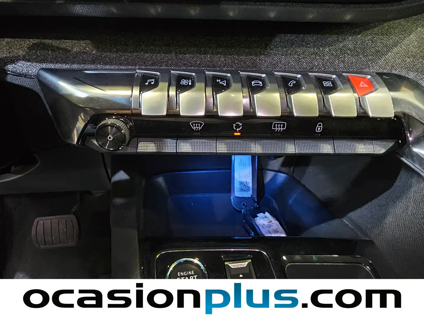 Foto Peugeot 5008 Peugeot 5008 PureTech 130 S&S Allure Pack EAT8 (130 CV) 7 PLAZAS