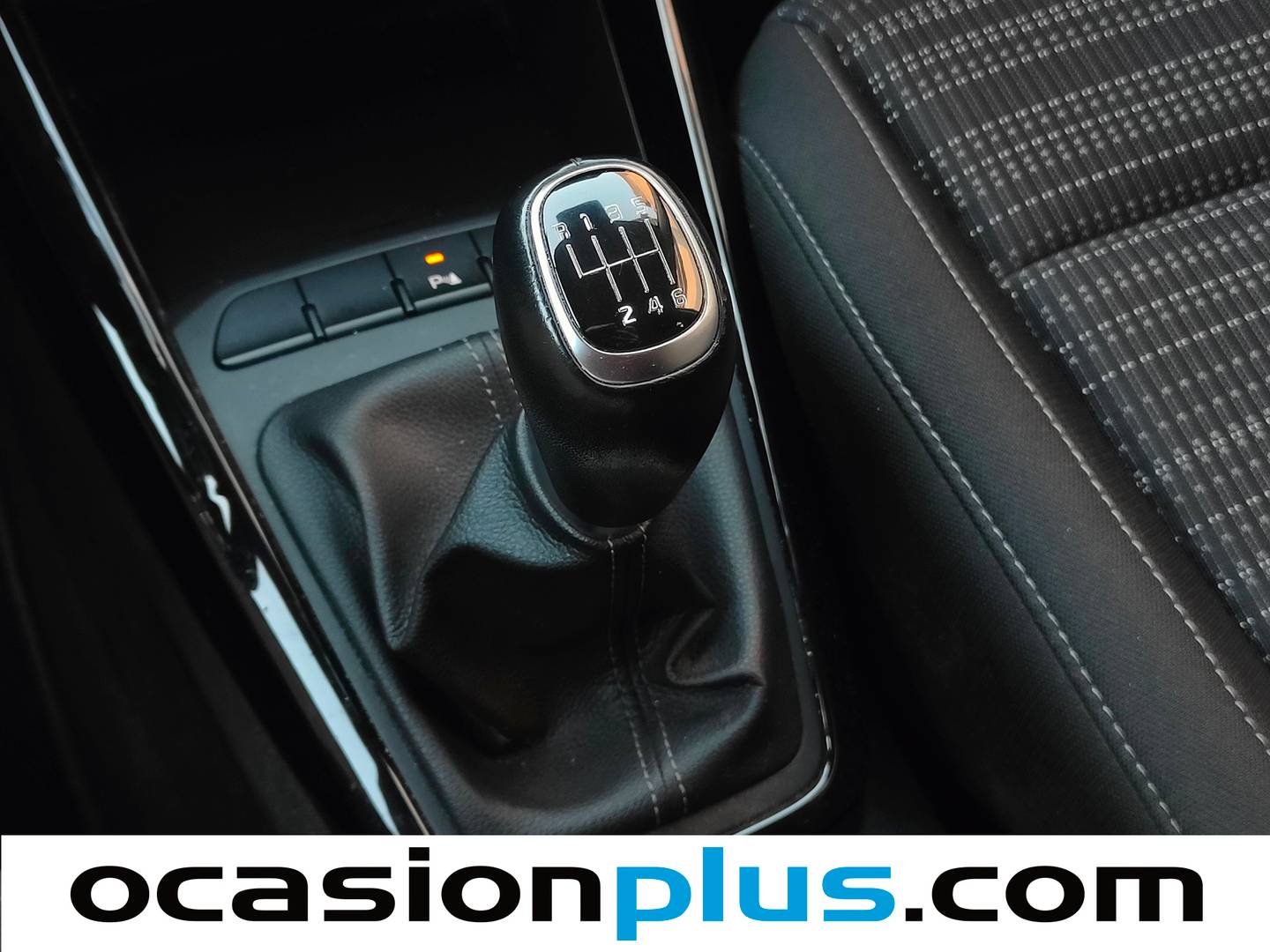 Foto KIA Stonic Kia Stonic 1.0 T-GDi MHEV Drive iMT (100 CV)