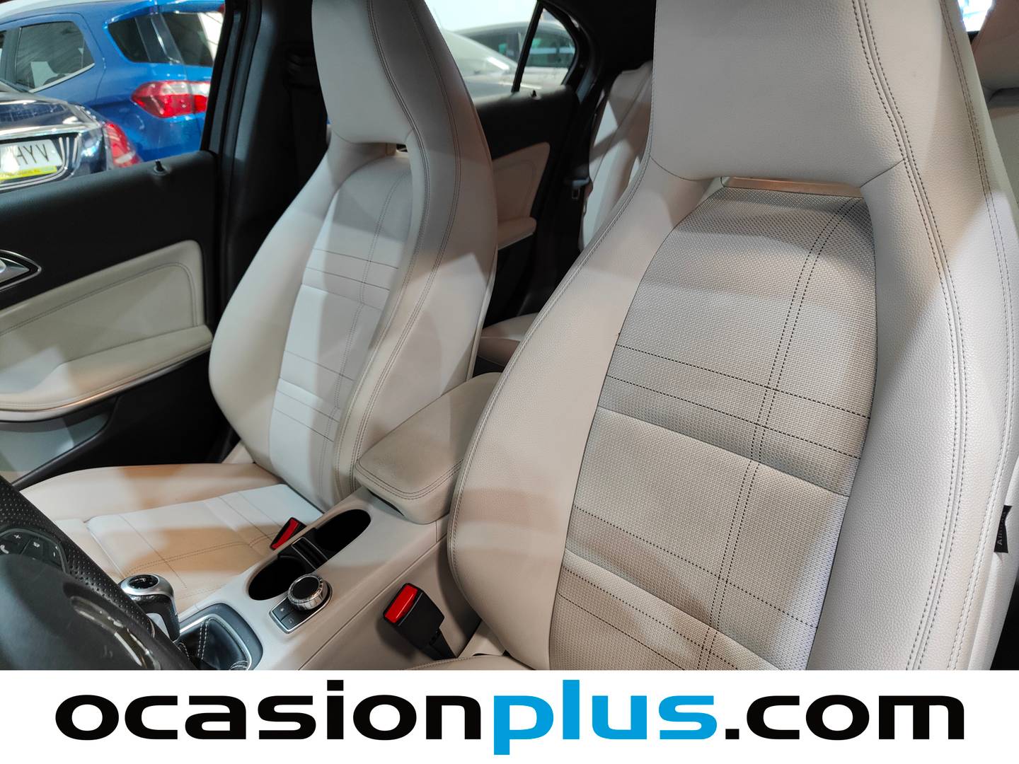 Extras y acabados del Mercedes Clase A Mercedes-Benz Clase A 180 Style (122 CV)