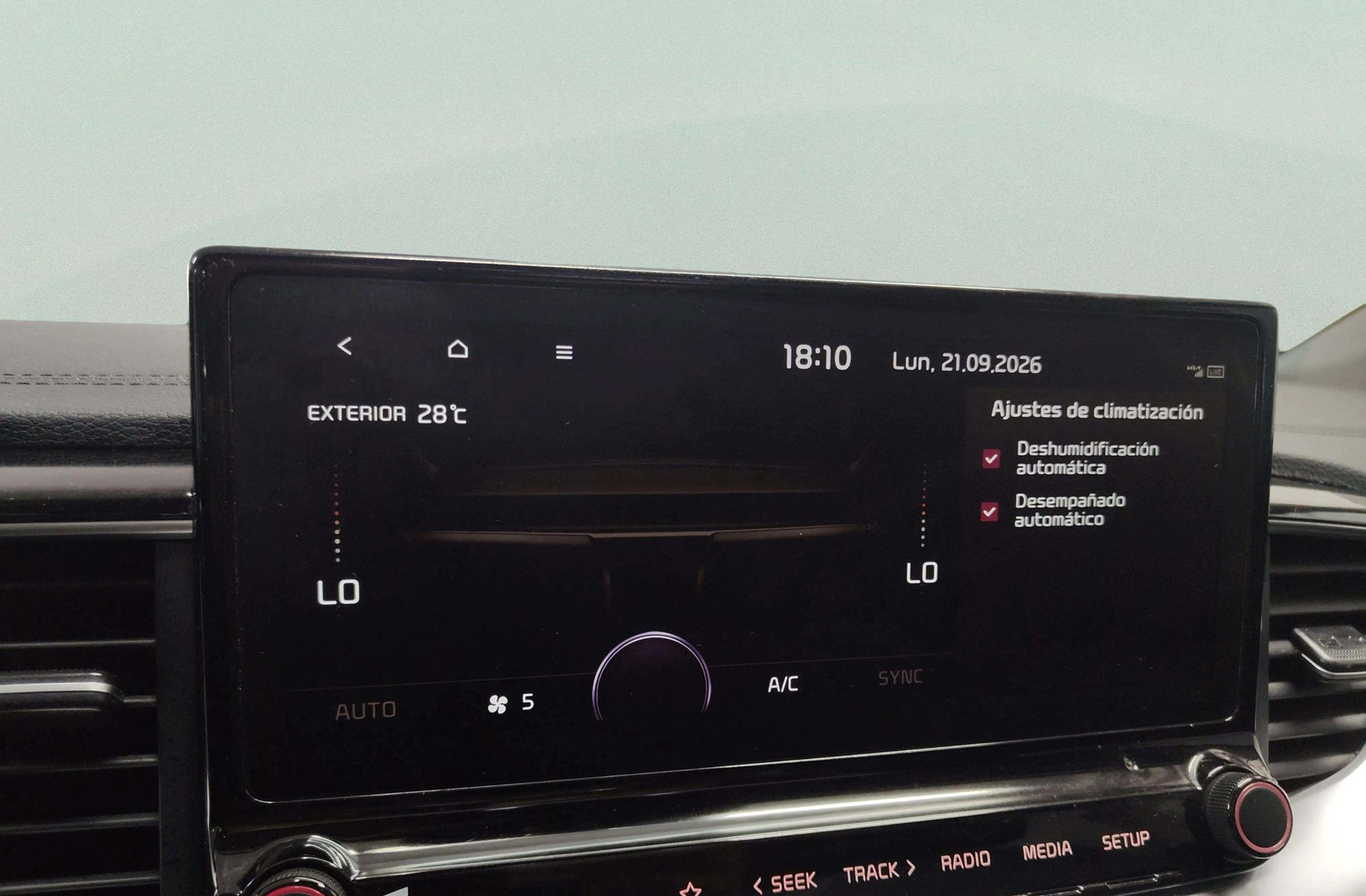 Kia XCeed 1.5 MHEV iMT Emotion - foto 34
