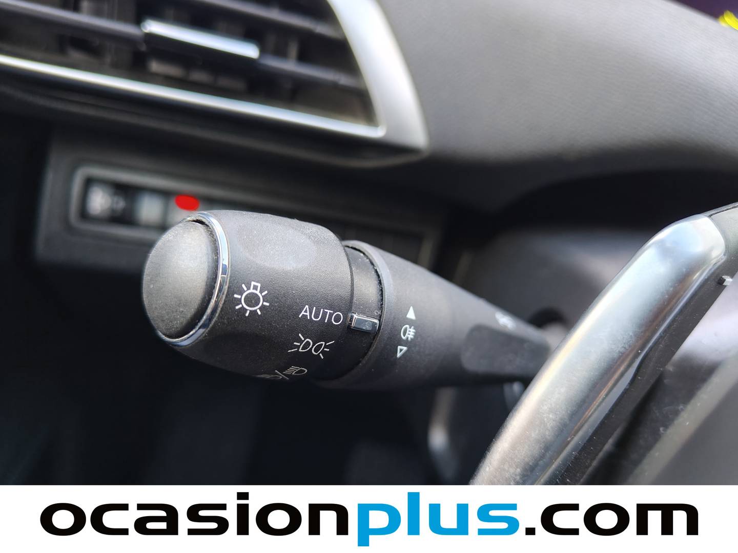 Foto Peugeot 3008 Hybrid Peugeot 3008 Hybrid 300 Allure Pack e-EAT8 (300 CV)