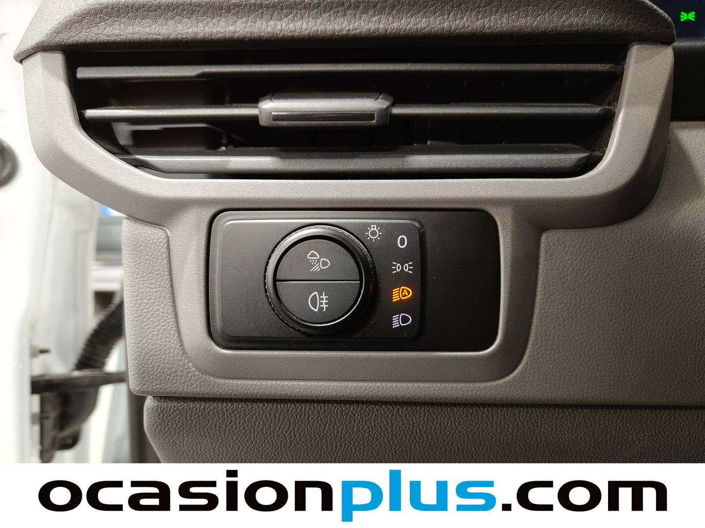 Acabados Volkswagen Transporter Volkswagen Transporter Furgon Batalla Corta TN 2.0 TDI (110 CV)