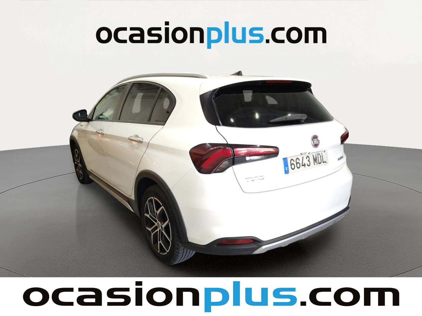 Foto Fiat Tipo Fiat Tipo 1.5 Hybrid Cross DCT 97 kW (130 CV)