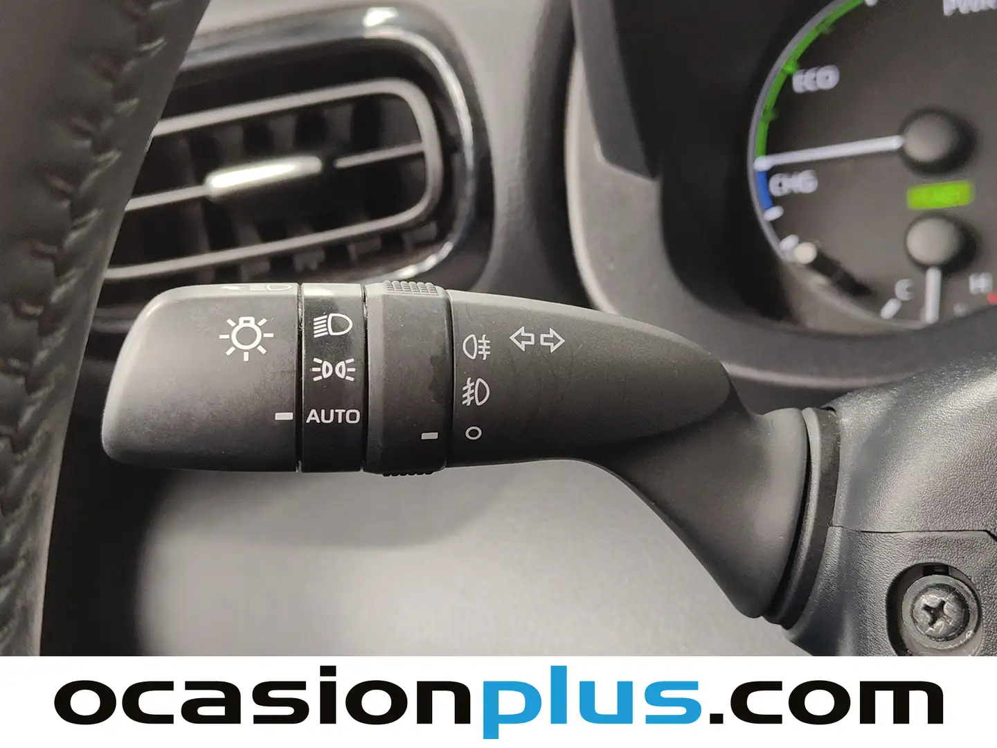 Foto Toyota Yaris Toyota Yaris 120H Business Plus (116 CV)