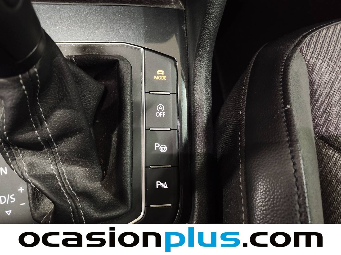 Foto Volkswagen Tiguan Volkswagen Tiguan Sport 1.5 TSI (150 CV) DSG Pack R-Line