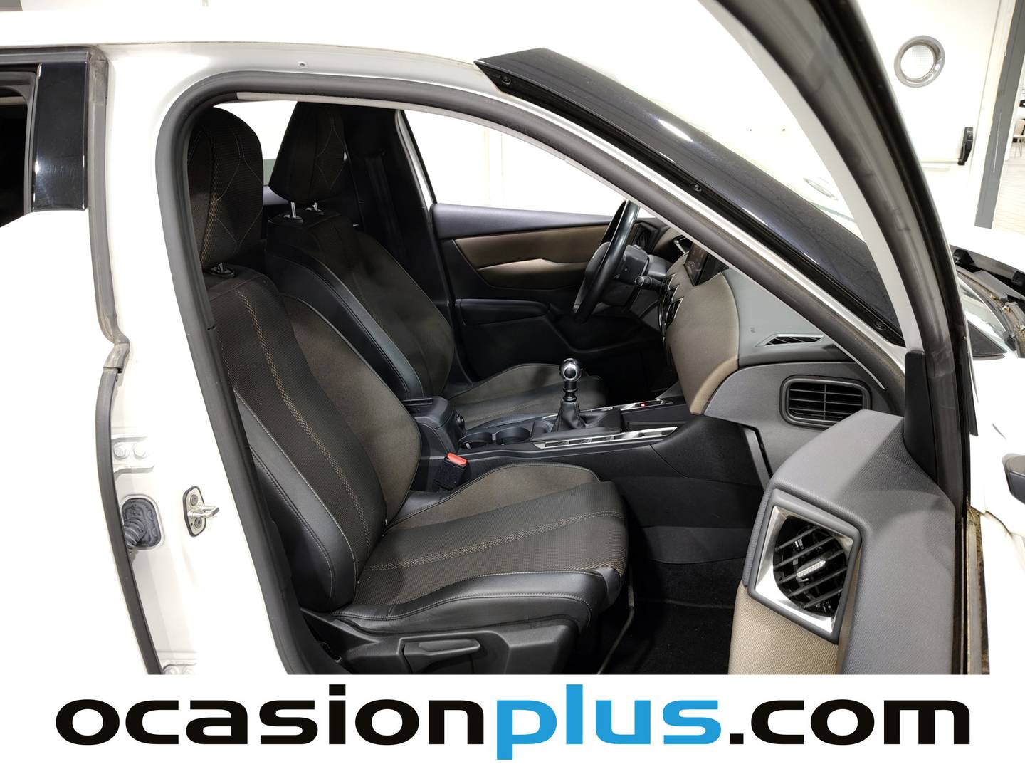 DS DS 3 Crossback DS DS3 Crossback BlueHDi 100 So Chic (100 CV) diésel