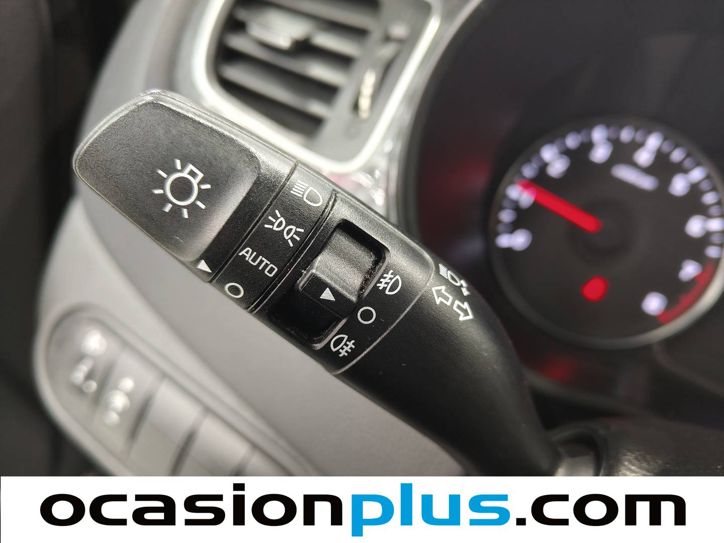 Foto KIA Carens Kia Carens 1.6 GDi Drive  (135 CV)