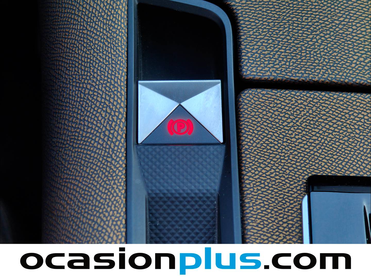 DS DS 7 Crossback DS DS7 Crossback BlueHDi 130 DE Bastille + AT (130 CV) de segunda mano