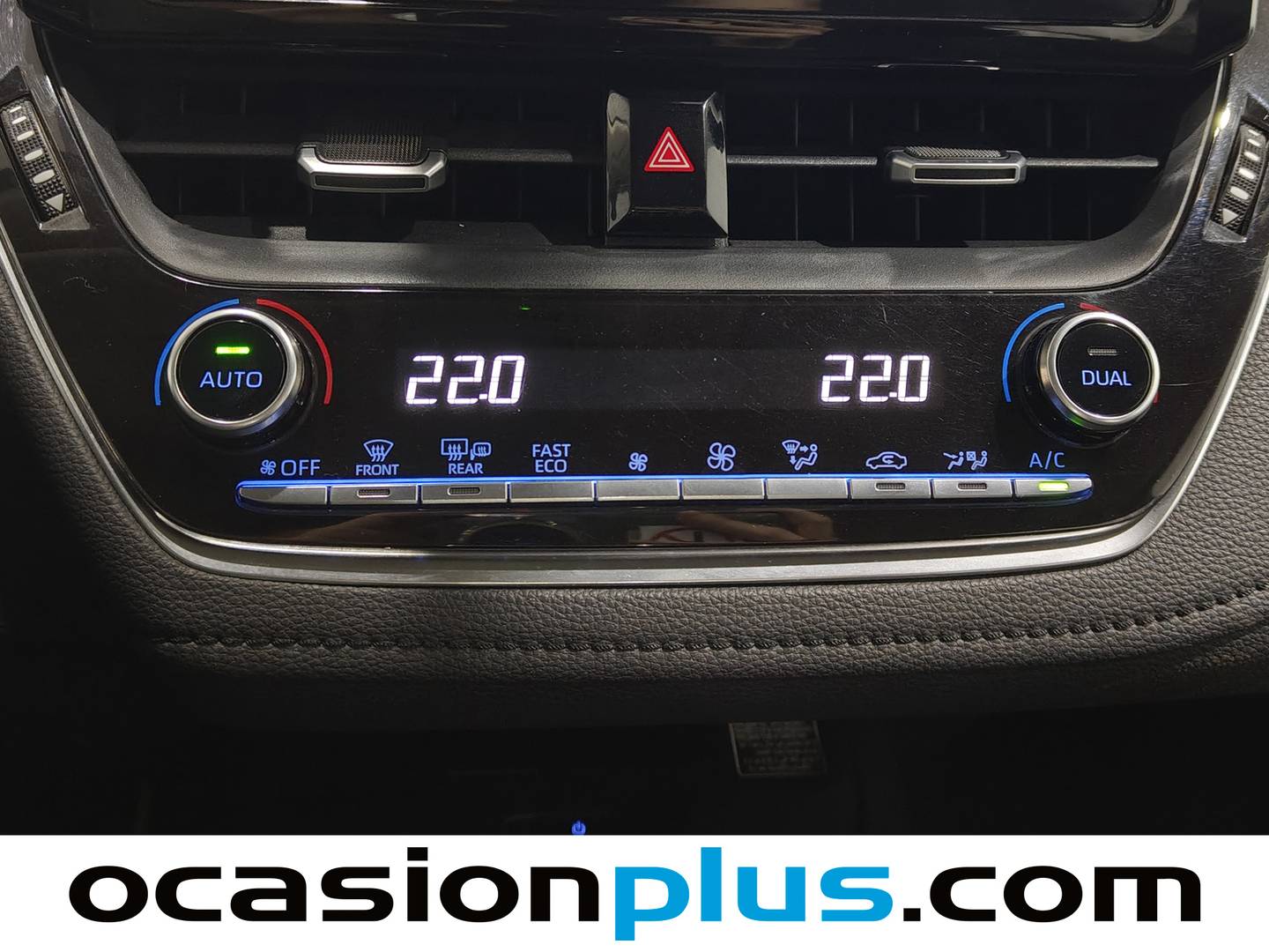 Toyota Corolla Toyota Corolla 1.8 125 Híbrido Active Tech E-CVT Sedán (122 CV) seminuevo