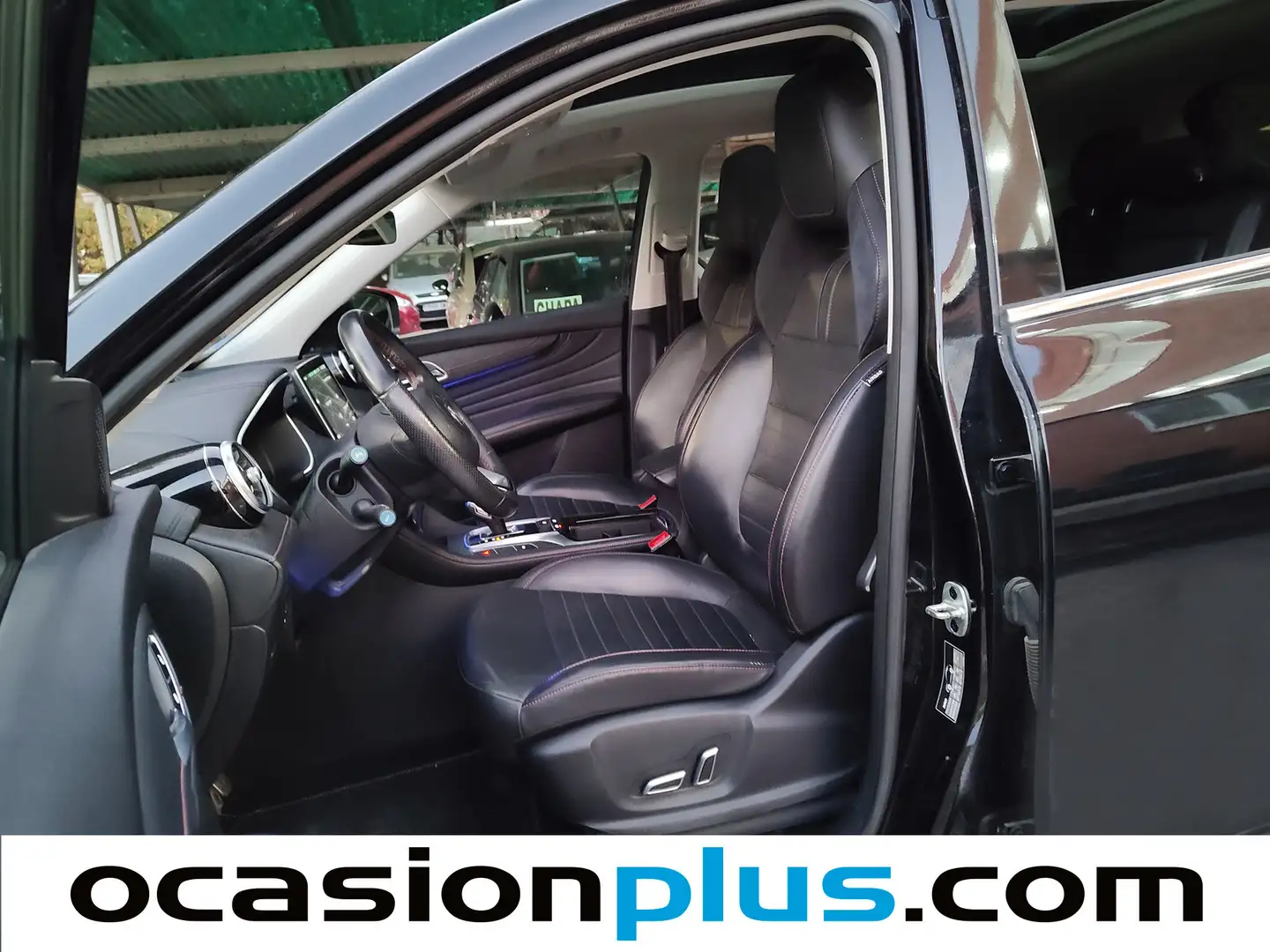 Foto MG eHS MG eHS 1.5 T-GDI PHEV Luxury (258 CV)