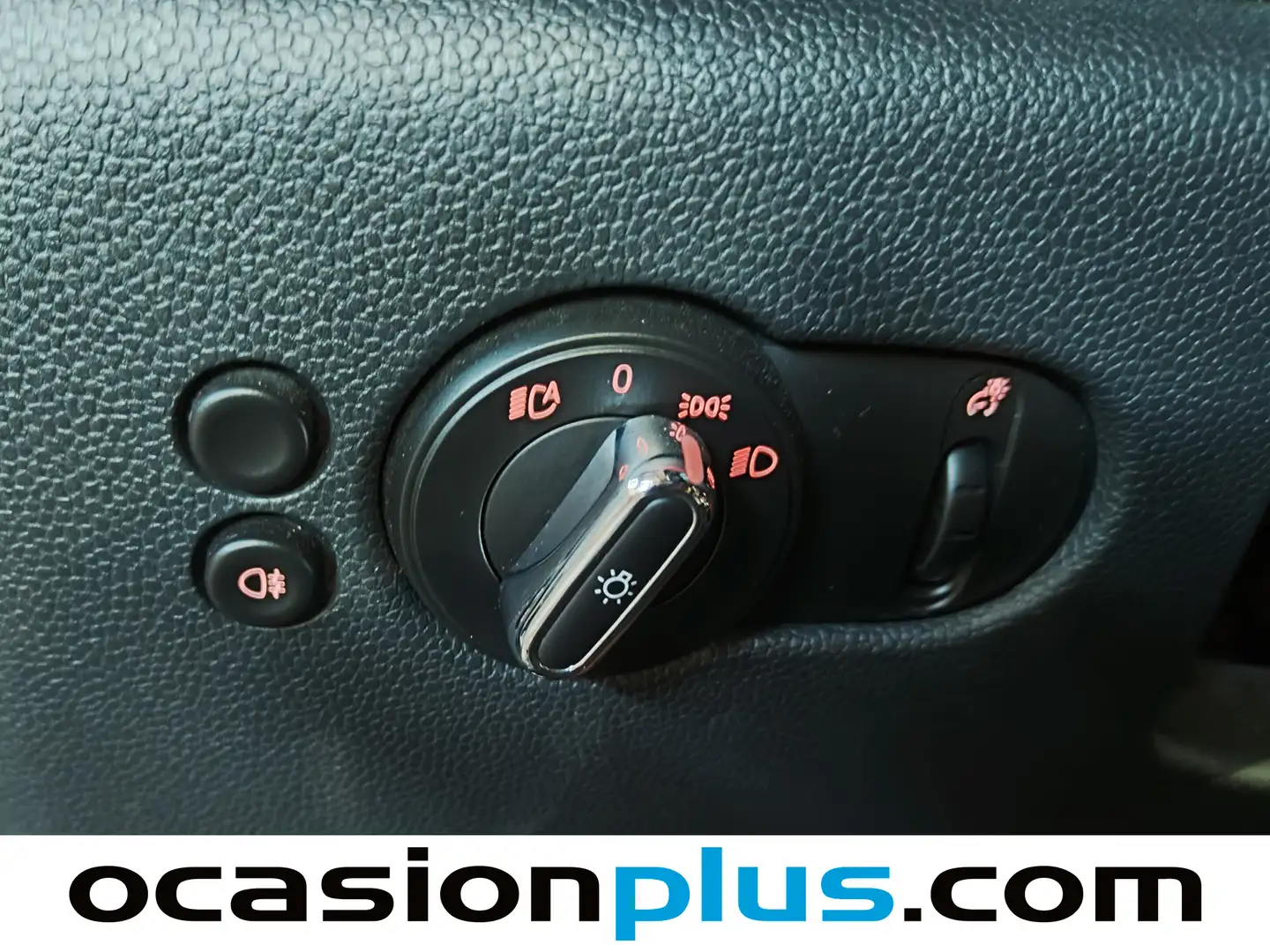 Foto Mini MINI MINI MINI 3 Puertas John Cooper Works  (231 CV)