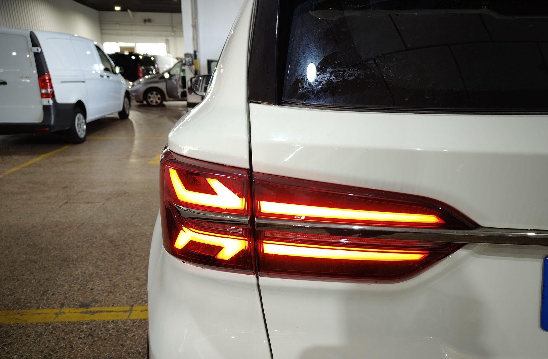 SWM G01 1.5T Luxury - foto 17