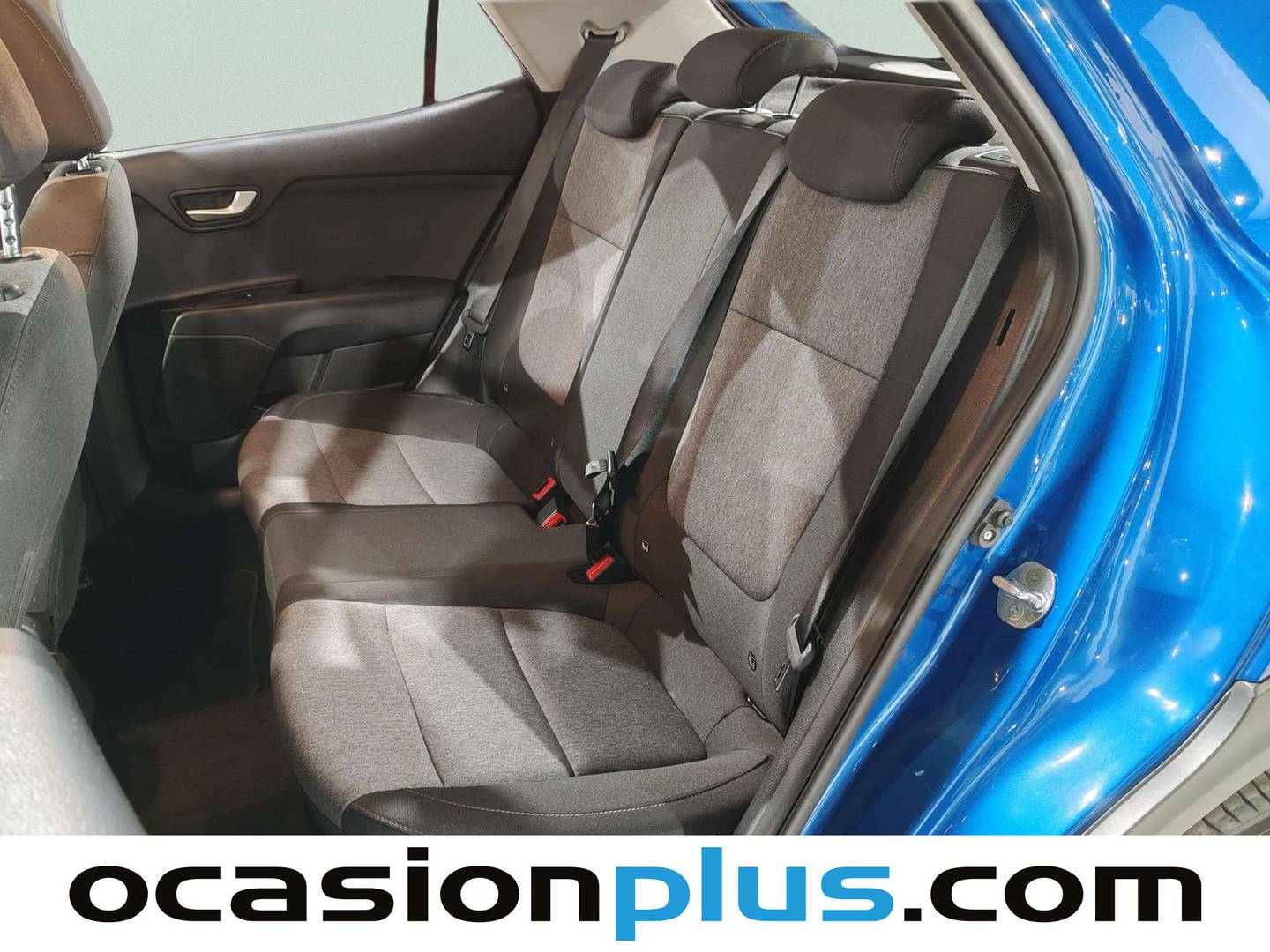 Foto asientos traseros KIA Stonic KIA Stonic 1.0 T-GDi MHEV MT Concept (100 CV)
