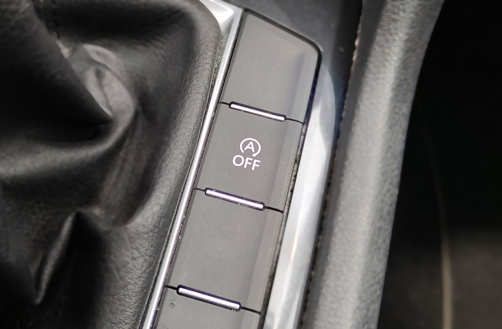 Volkswagen Tiguan 2.0 TDI - foto 35
