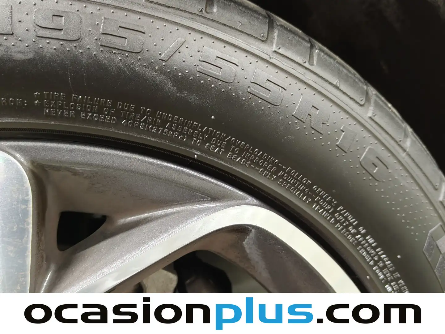 Foto Citroën C-Elysée Citroen C-Elysee BlueHDi 100 Shine (102 CV)