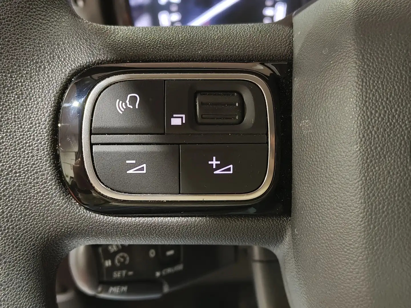 Foto Citroën C3 Citroen C3 BlueHDi 100 Plus (102 CV)