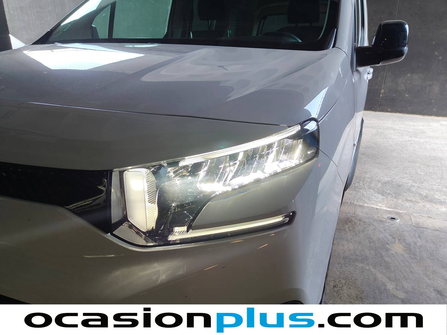 Citroën Berlingo Citroën Berlingo BlueHDi 100 S&S Plus Talla M (102 CV) al mejor precio
