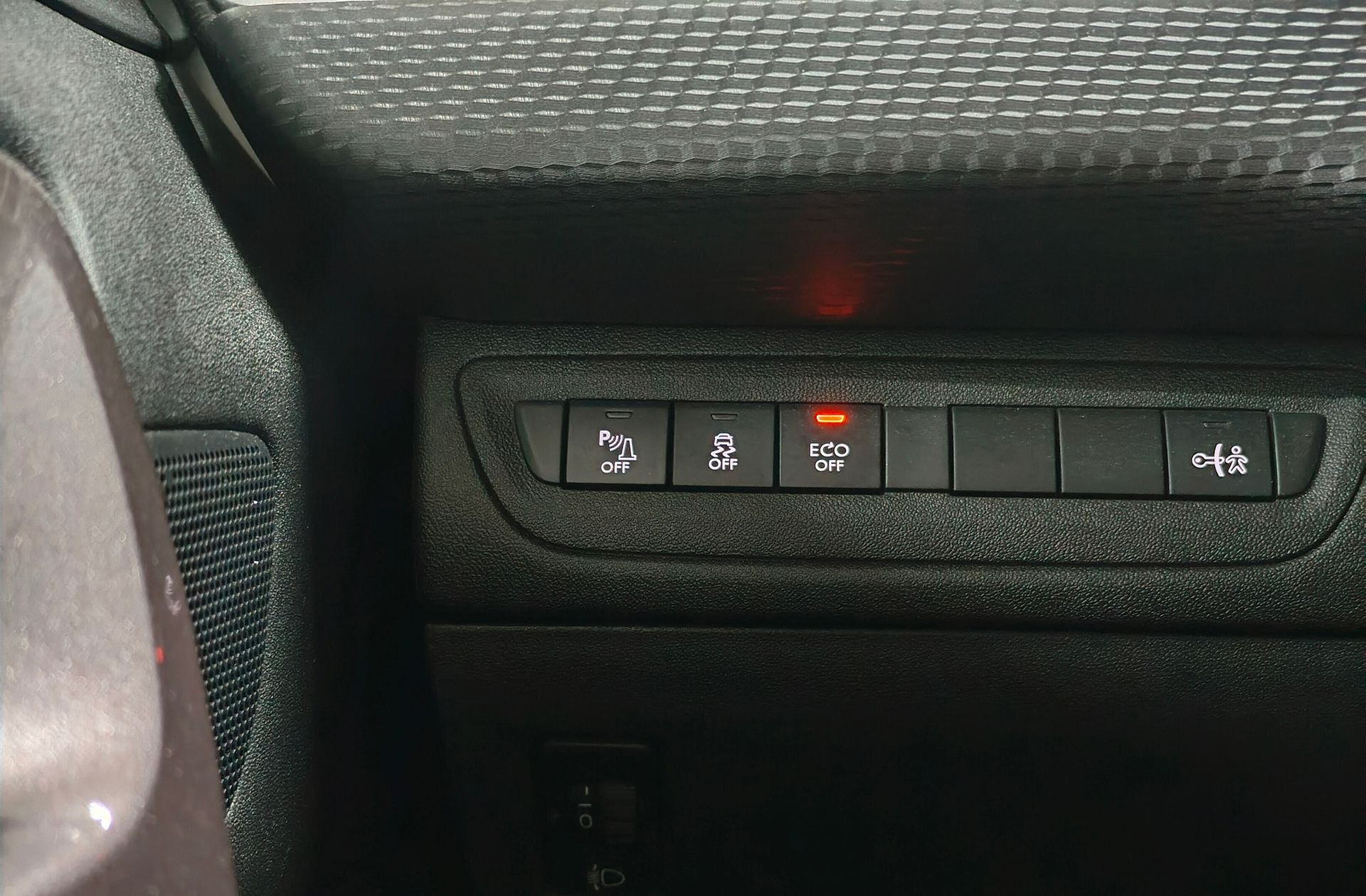 Peugeot 2008 e-HDI 92 Active ETG6 - foto 9