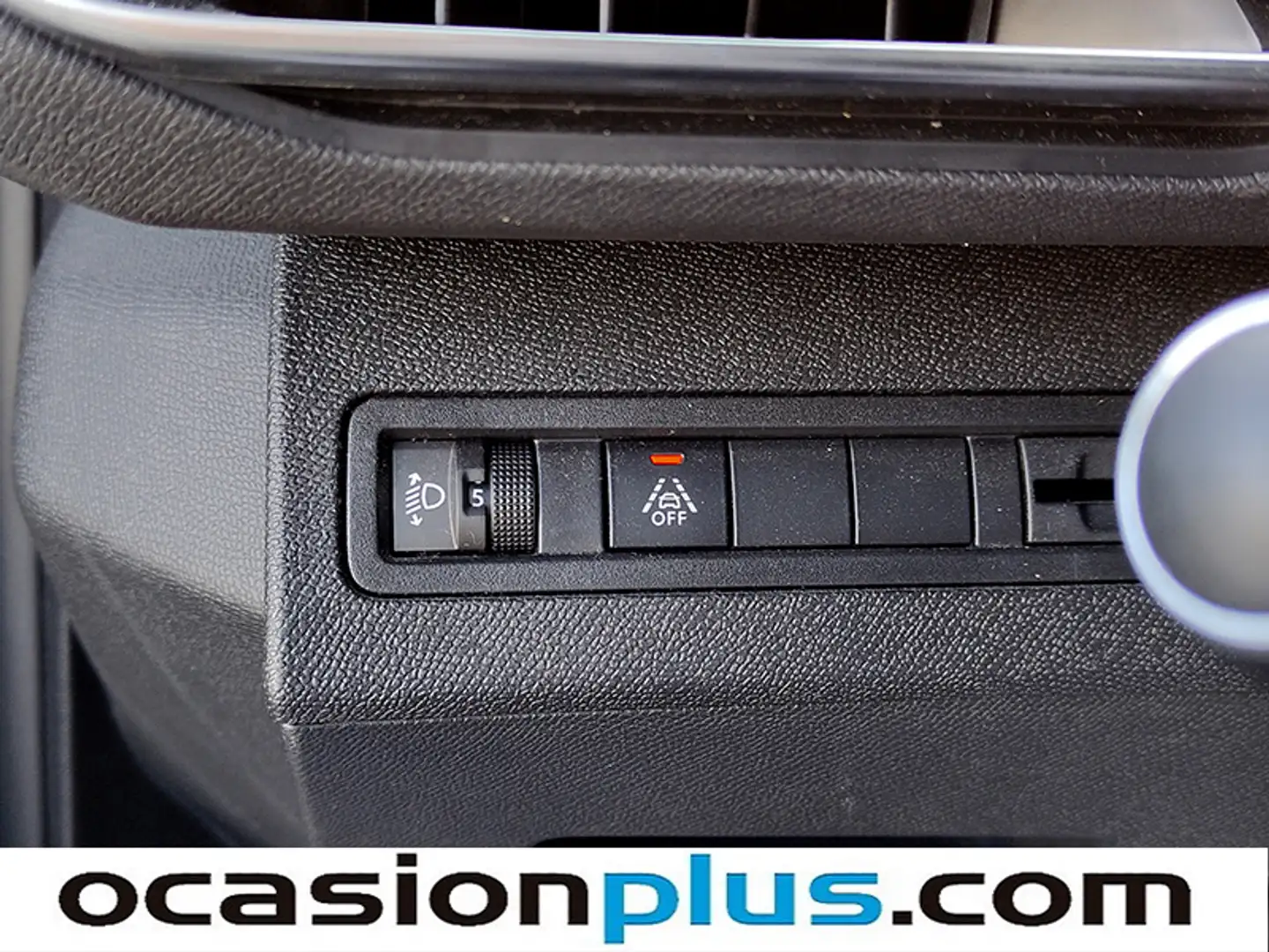 Foto Peugeot 3008 Peugeot 3008 PureTech 130 S&S Allure Pack EAT8 (130 CV)