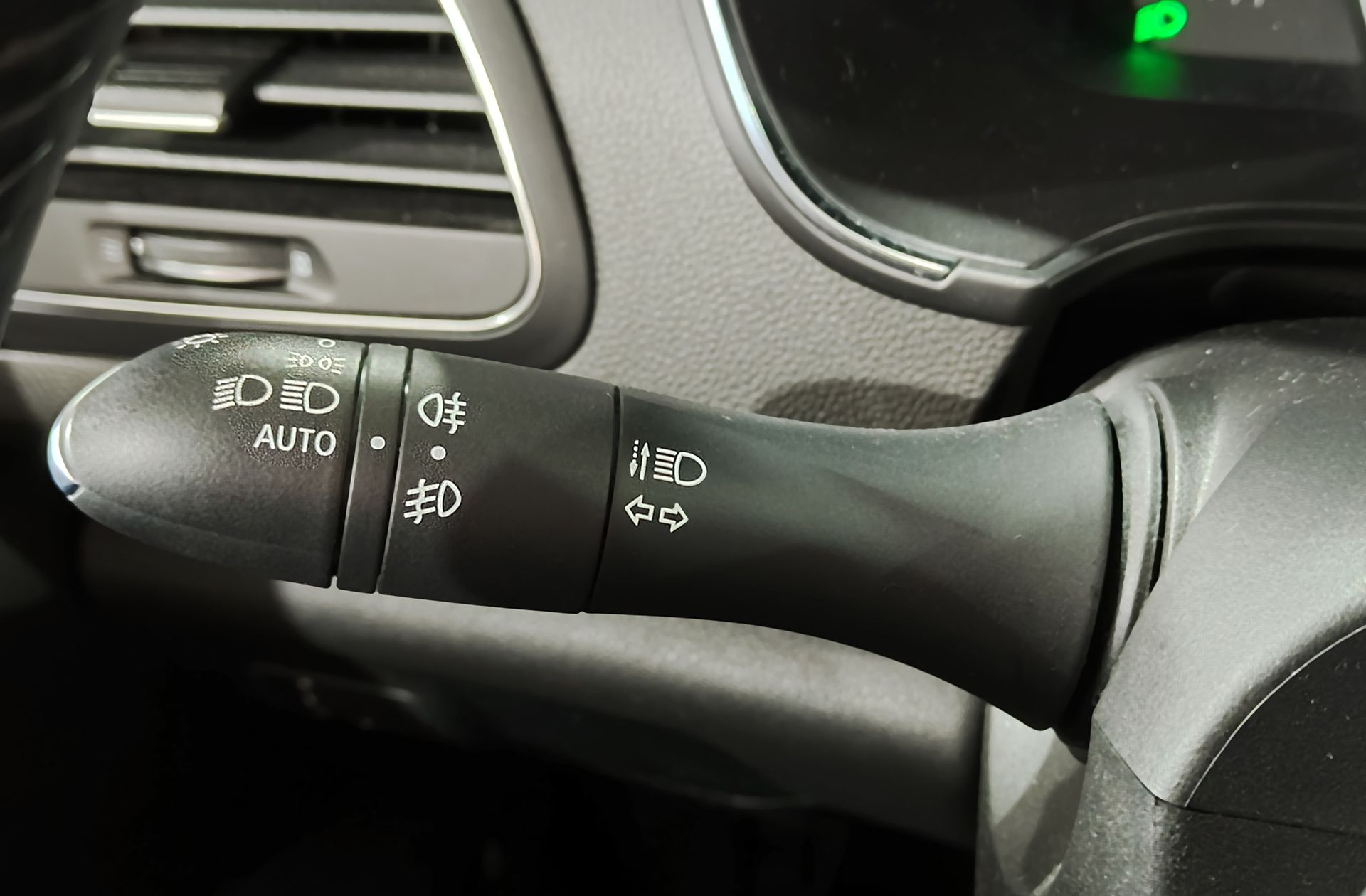 Renault Mégane Limited TCe - foto 25