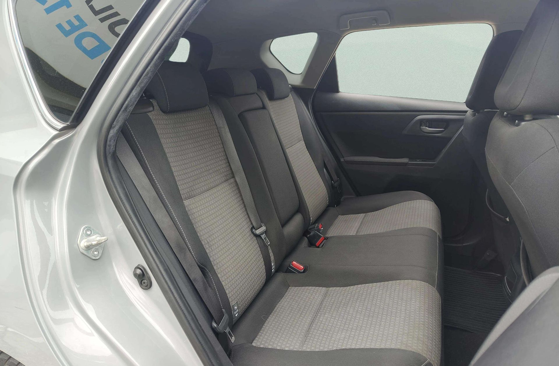 Toyota Auris 140H Hybrid Feel! - foto 14
