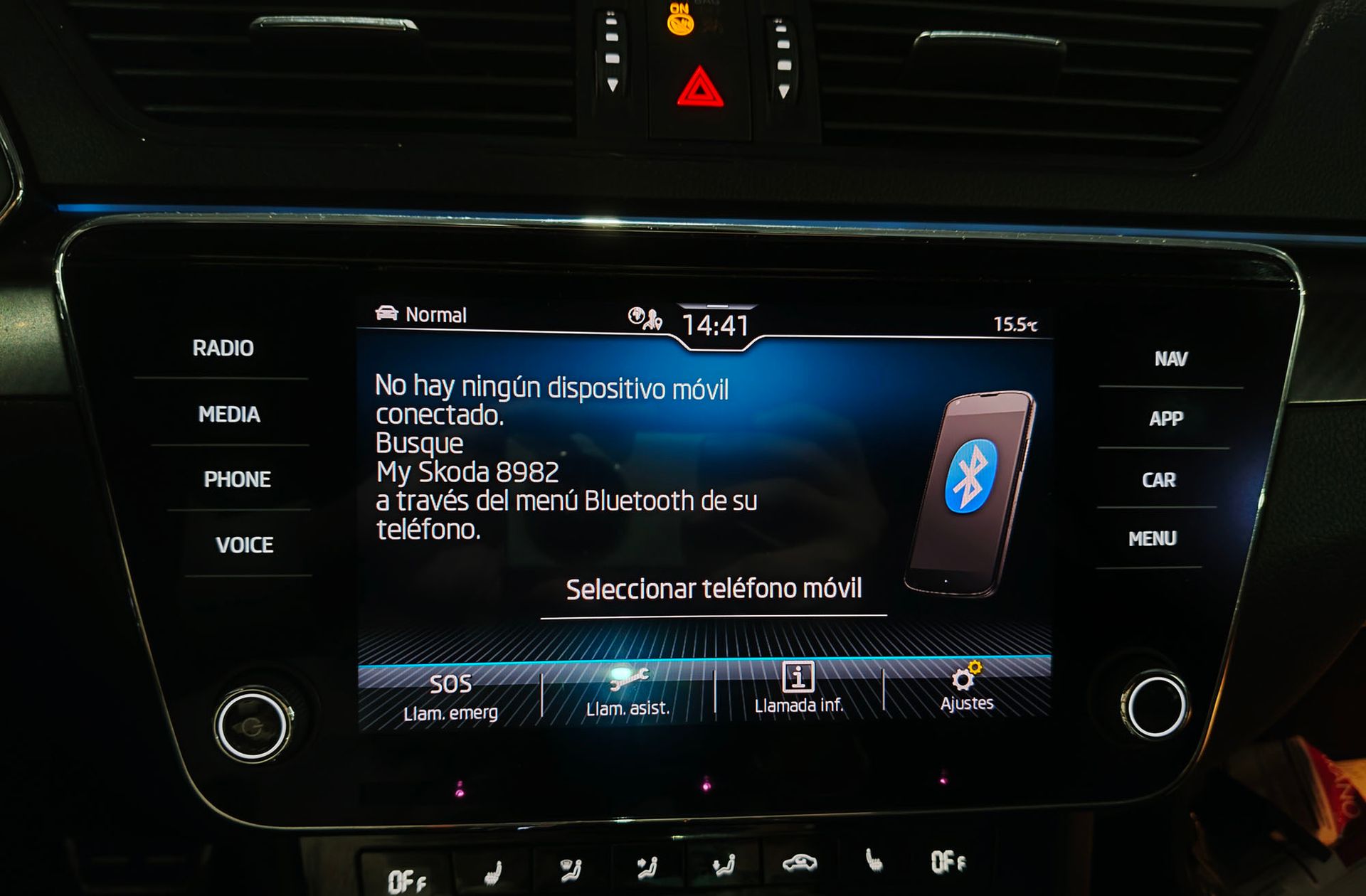 Škoda Superb 1.5 TSI Sport Line DSG - foto 40