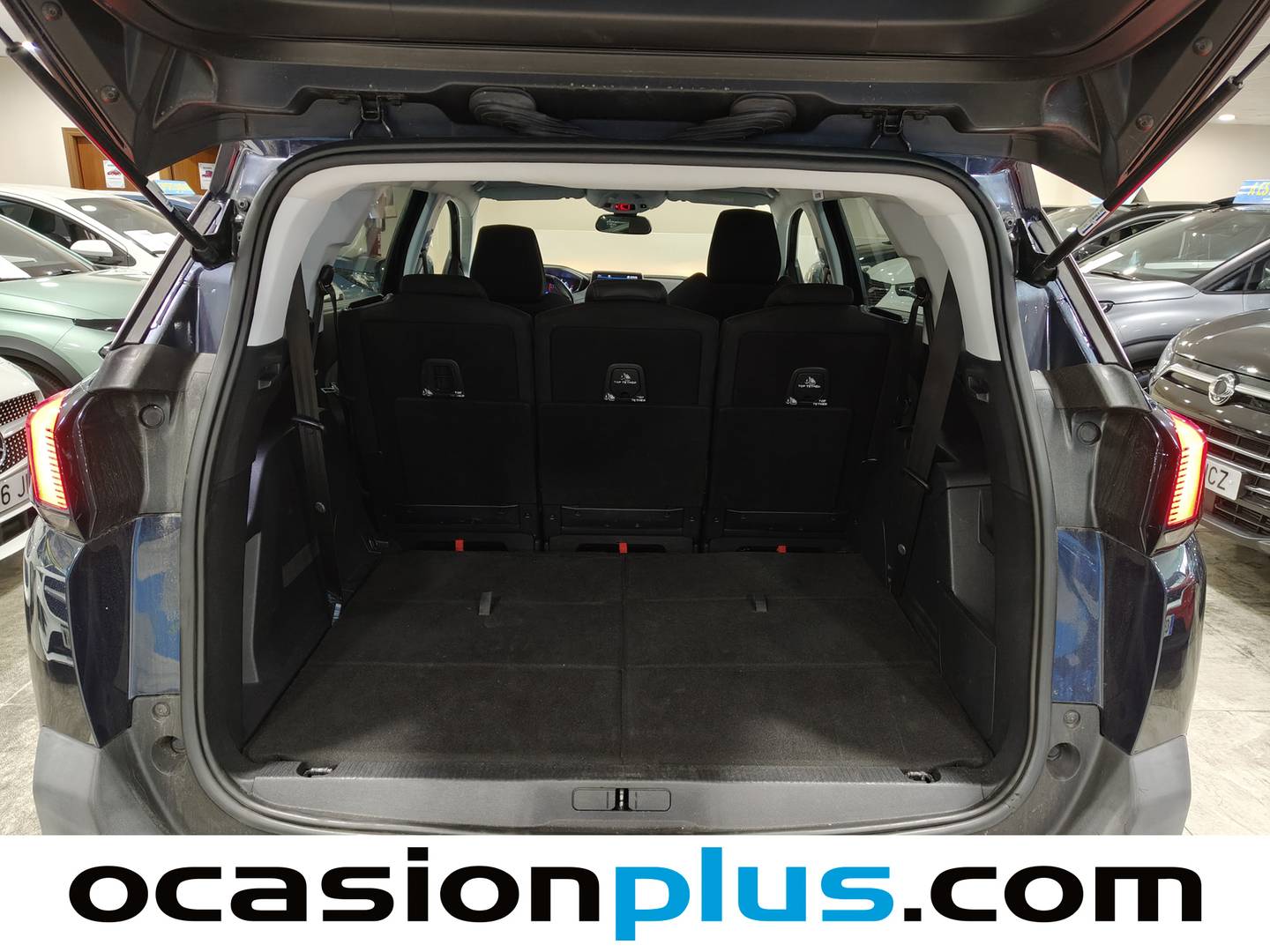 Foto Peugeot 5008 Peugeot 5008 1.6L BlueHDi S&S Active EAT6 (120 CV) 7 PLAZAS