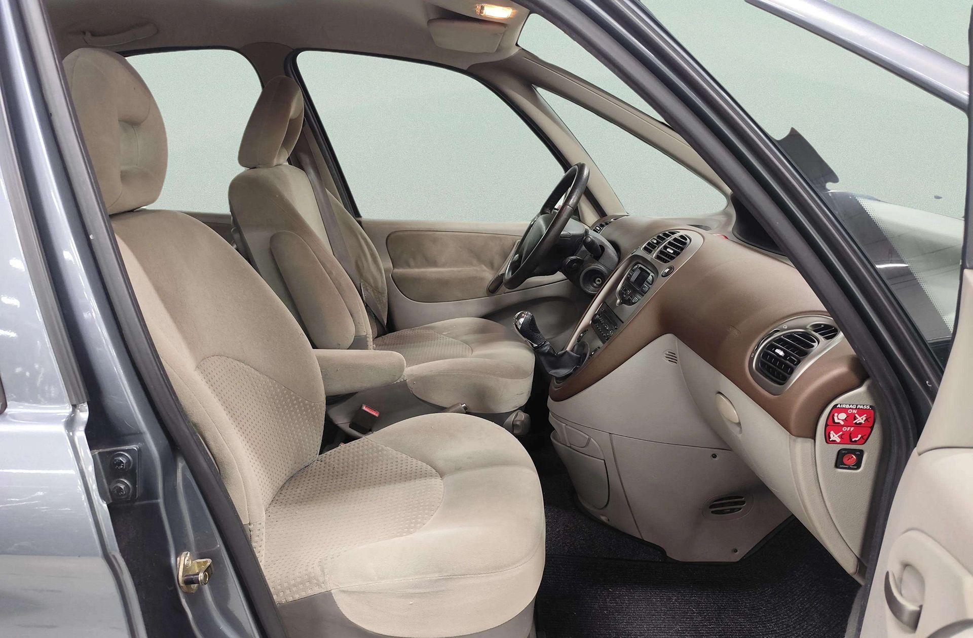 Citroën Xsara Picasso 1.8 16v Exclusive - foto 14
