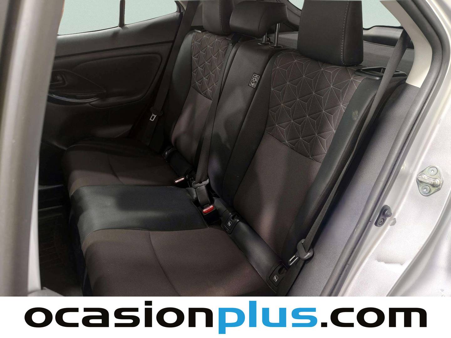 Foto asientos traseros Toyota Yaris Cross Toyota Yaris Cross 120H Style (116 CV)
