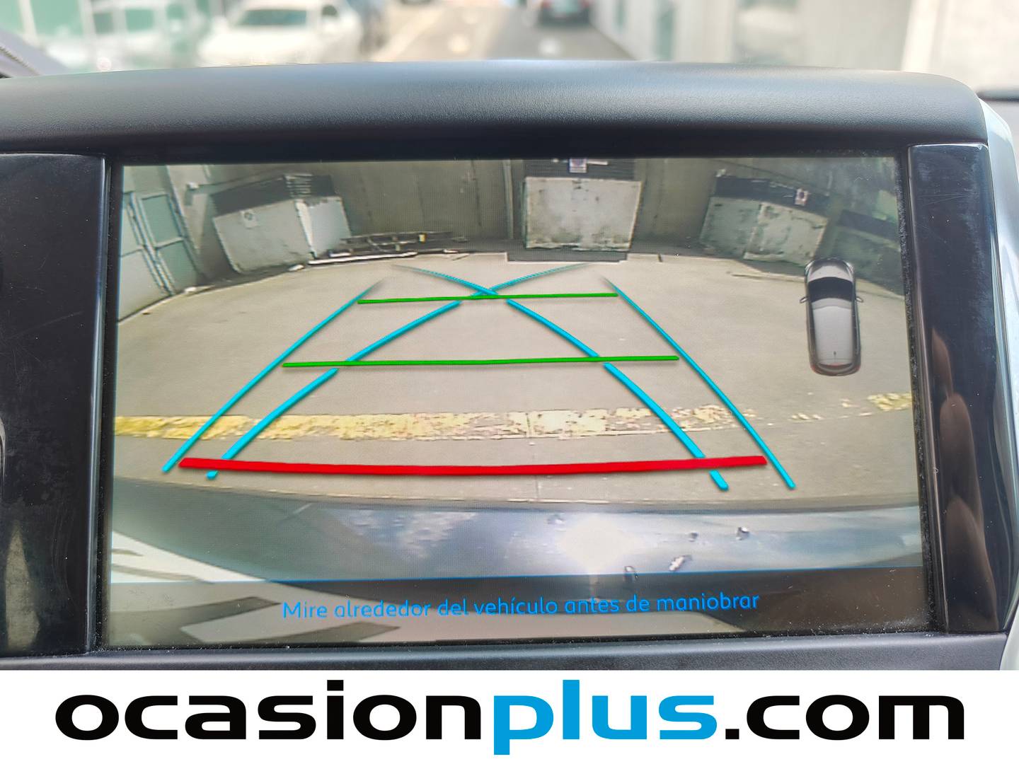 Equipamiento del Peugeot 208 Peugeot 208 PureTech Signature (82 CV)