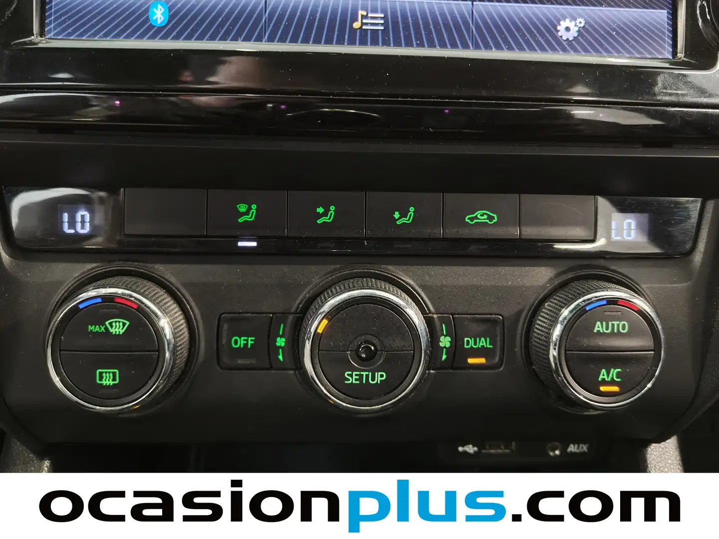 Foto Skoda Octavia Skoda Octavia Combi 2.0 TDI RS  (184 CV) DSG