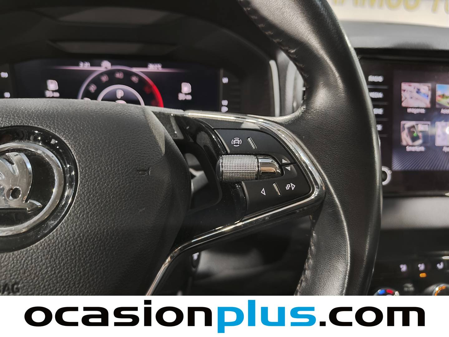 Foto Skoda Karoq Skoda Karoq 2.0 TDI Ambition 4X4 DSG  (150 CV)