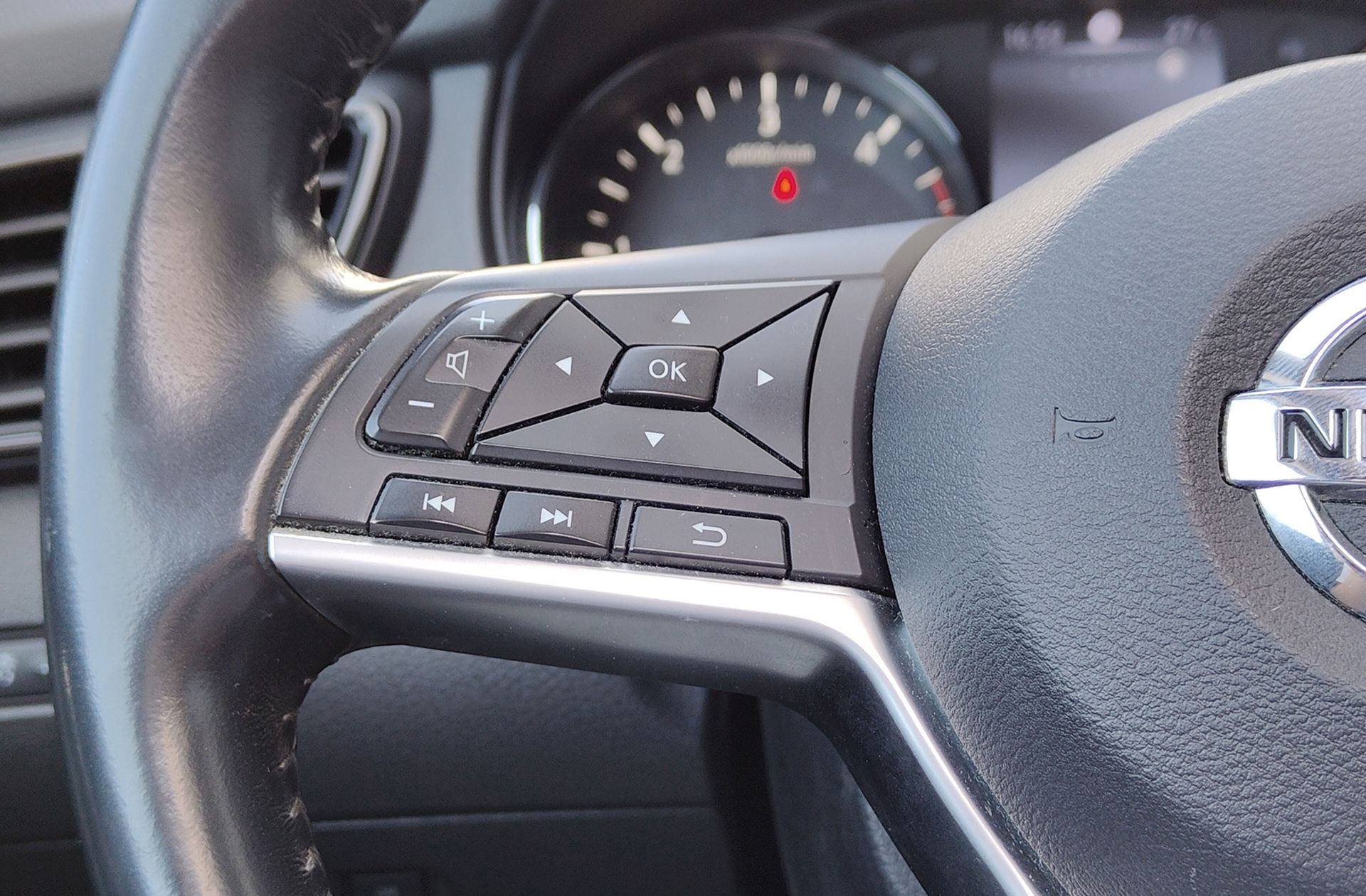 Nissan X-Trail dCi 150 N-Connecta CVT - foto 28