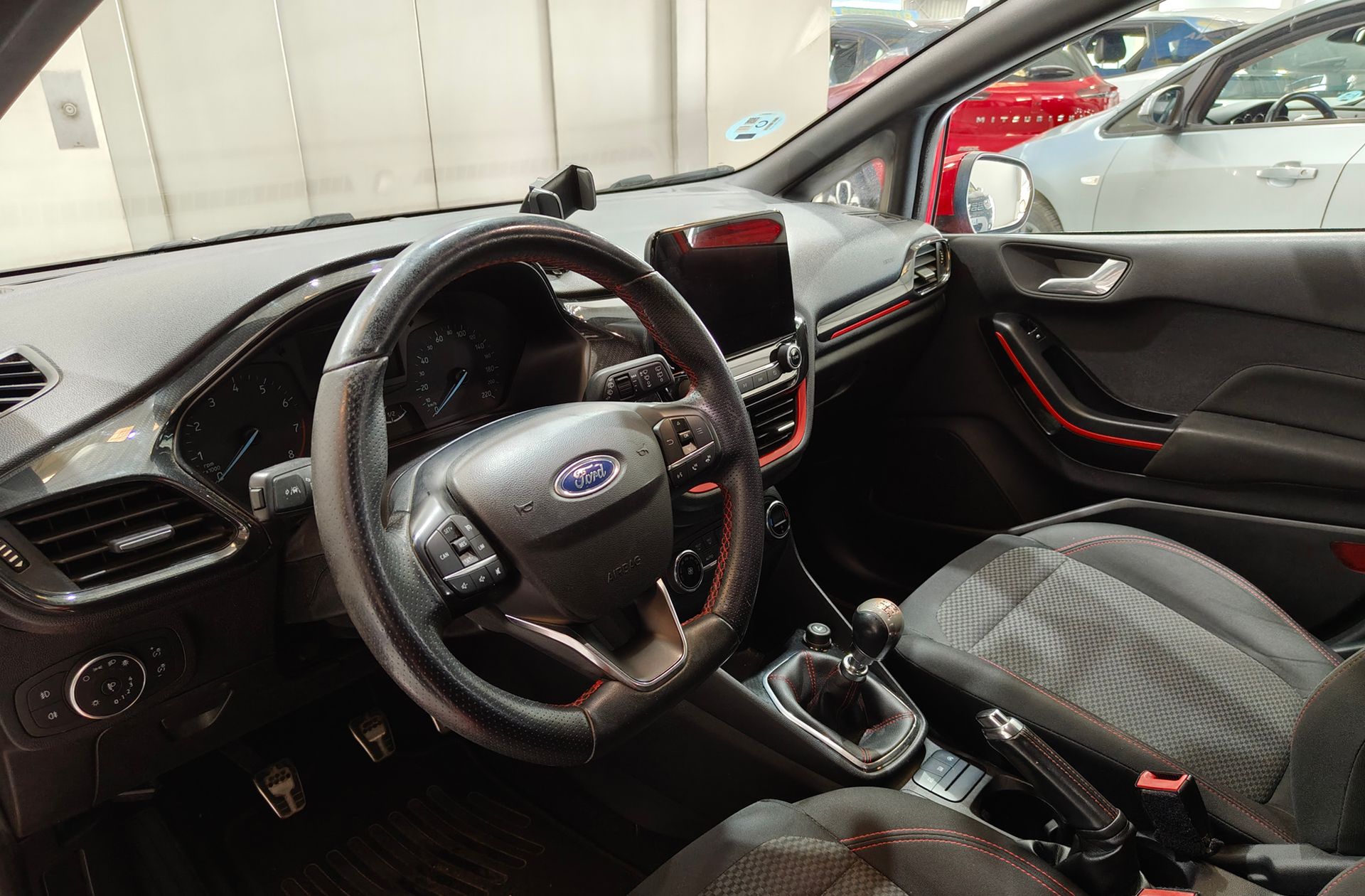 Ford Fiesta 1.0 EcoBoost ST-Line - foto 23