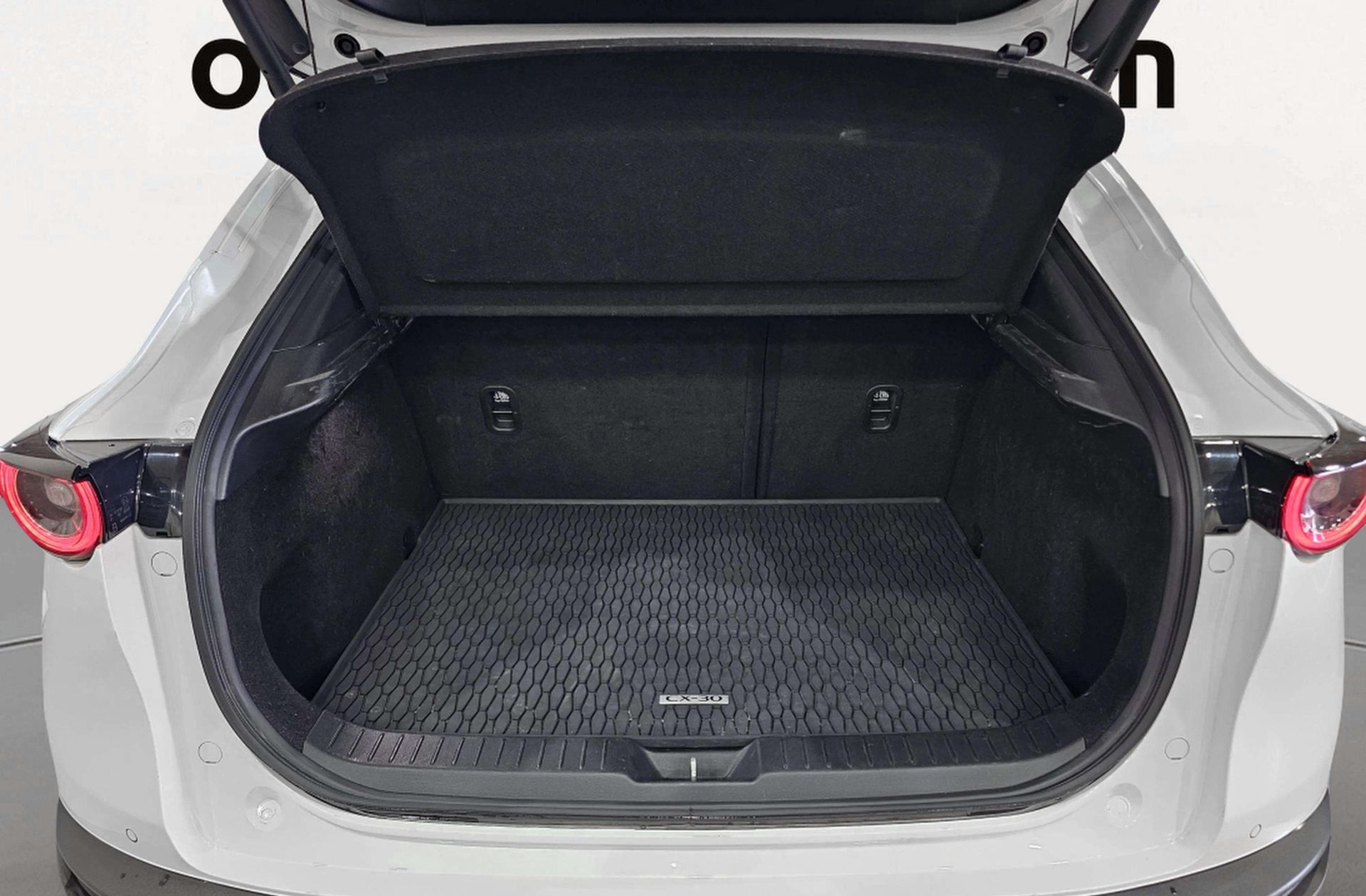 Mazda CX-30 2.0 Skyactiv-X Zenith - foto 17