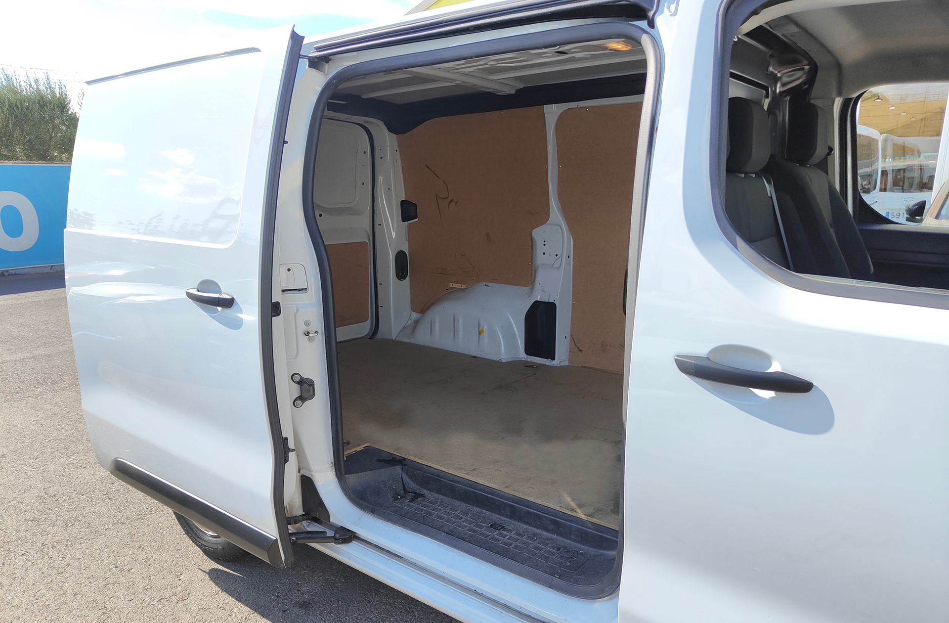 Fiat Scudo Furgon 1.5 BlueHDi L2 - foto 13