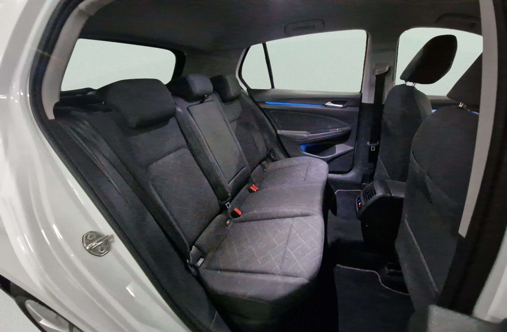 Volkswagen Golf Life 1.0 eTSI DSG - foto 18