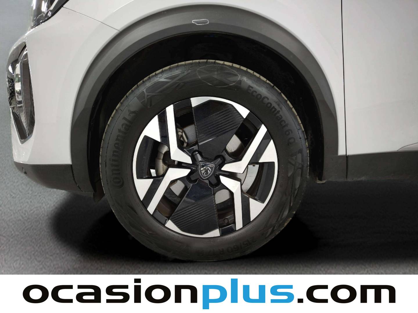 Foto Peugeot 2008 Peugeot 2008 Allure Hybrid eDCS6 (136 CV)