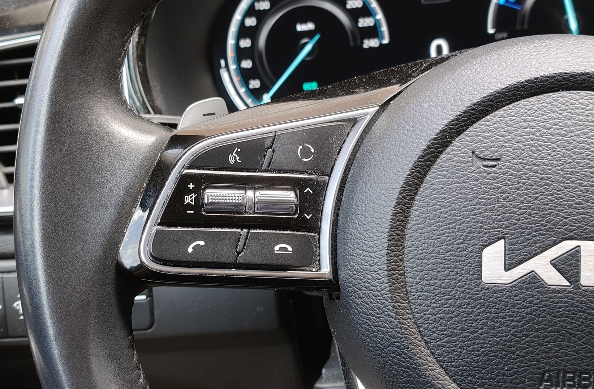 Kia XCeed 1.6 GDi PHEV E-Tech - foto 25