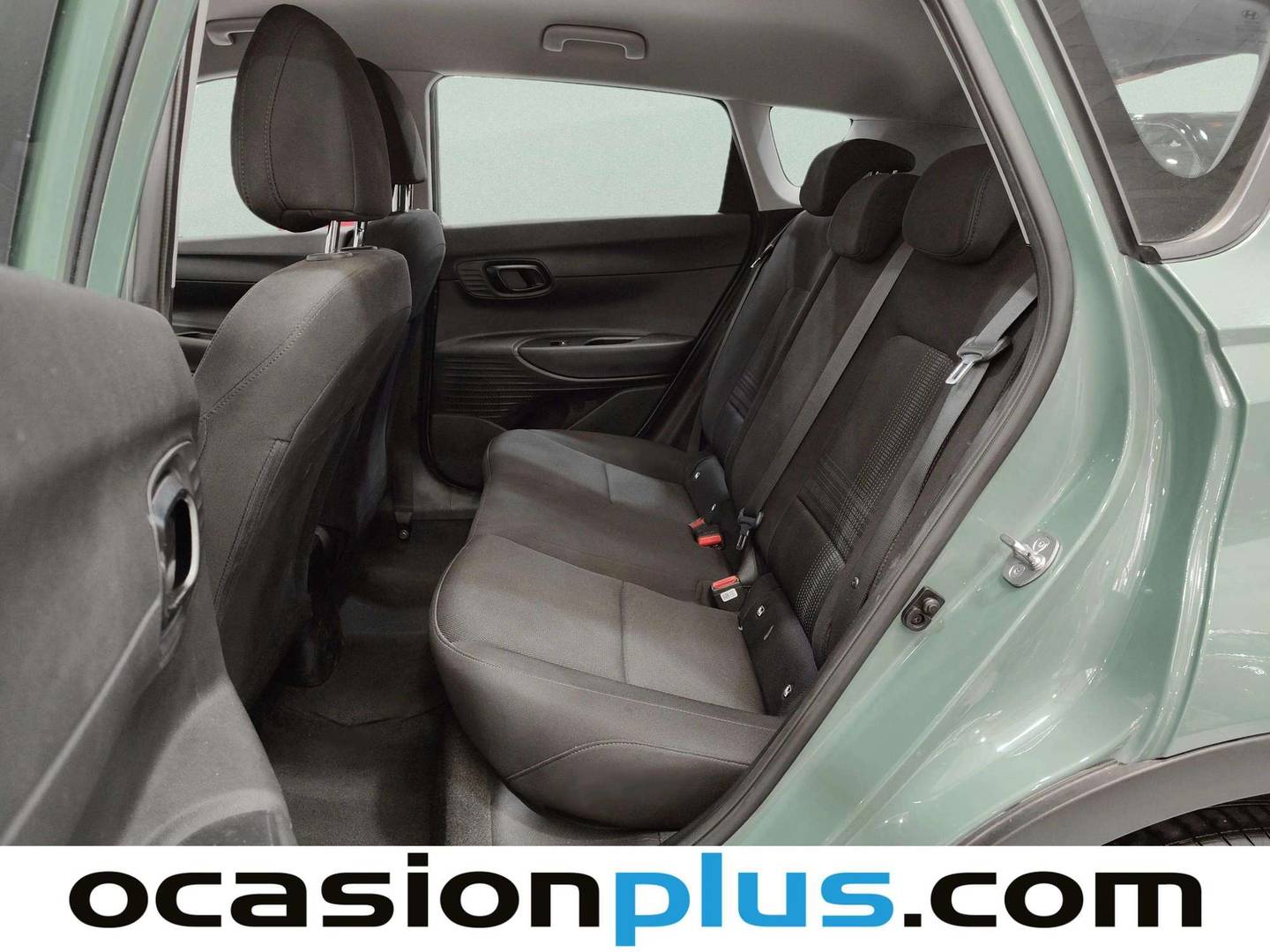 Foto asientos traseros Hyundai Bayon Hyundai Bayon 1.2 MPI Klass (79 CV)