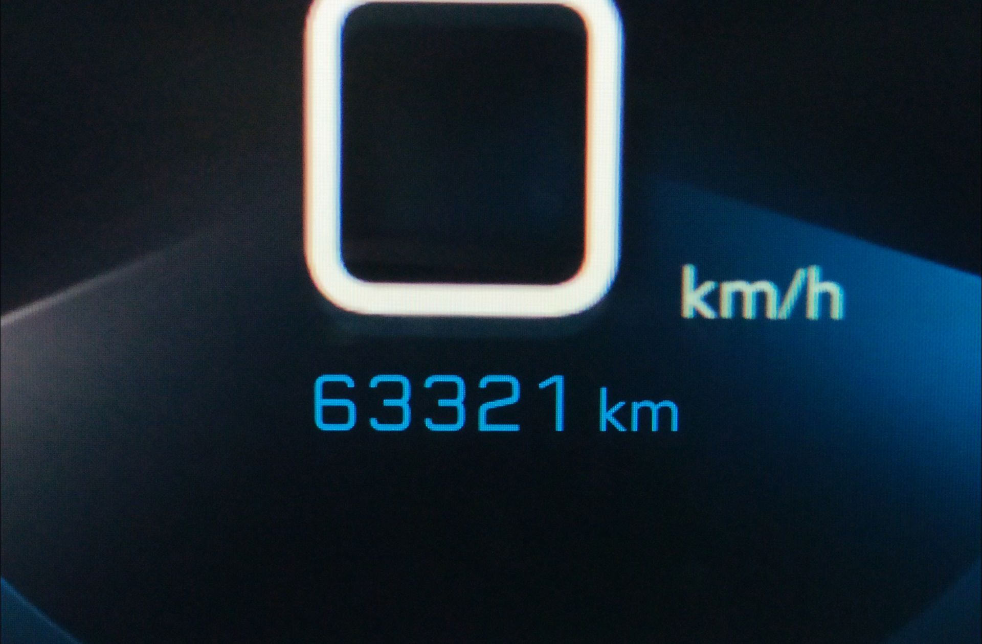 Peugeot 2008 PureTech 130 Allure Pack EAT8 - foto 10