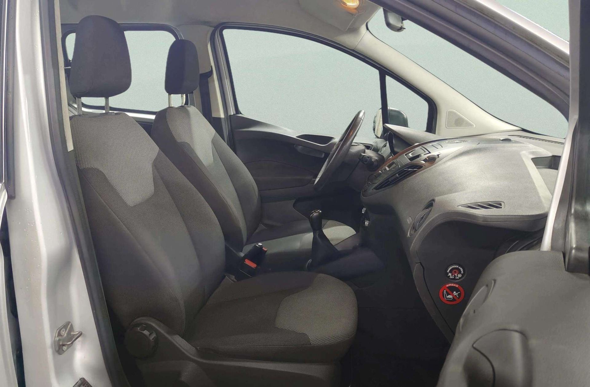 Ford Tourneo Courier 1.5 TDCi Ambiente - foto 14