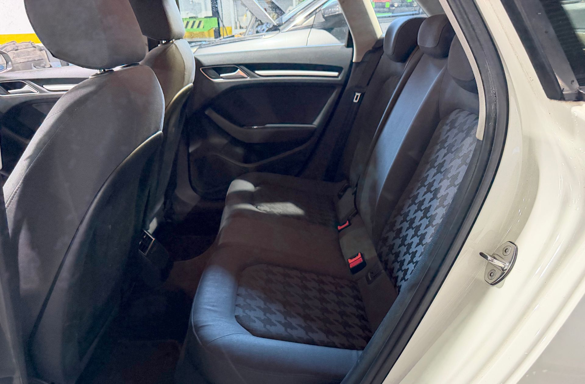 Audi A3 Sportback Attracted 1.6 TDI - foto 10