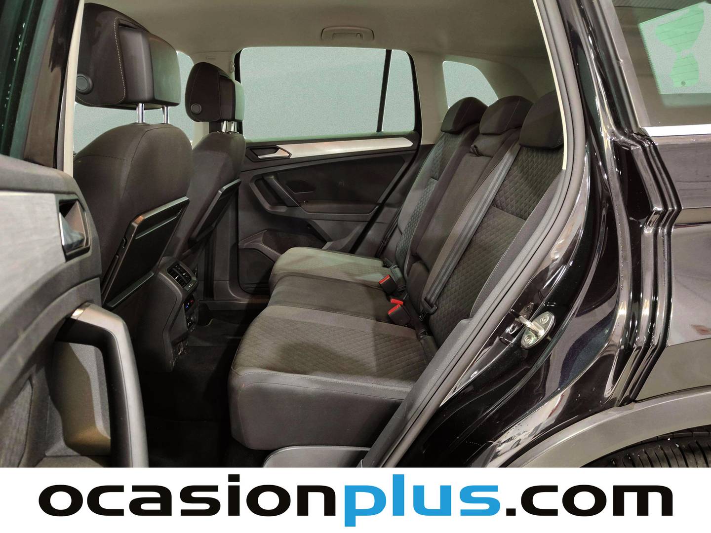 Foto asientos traseros Volkswagen Tiguan Volkswagen Tiguan Advance 1.5 TSI (150 CV) DSG Paquete R-Line